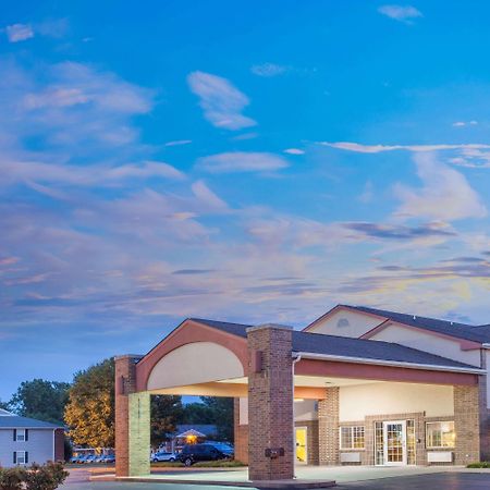 Hotel Super 8 By Wyndham Carthage Esterno foto