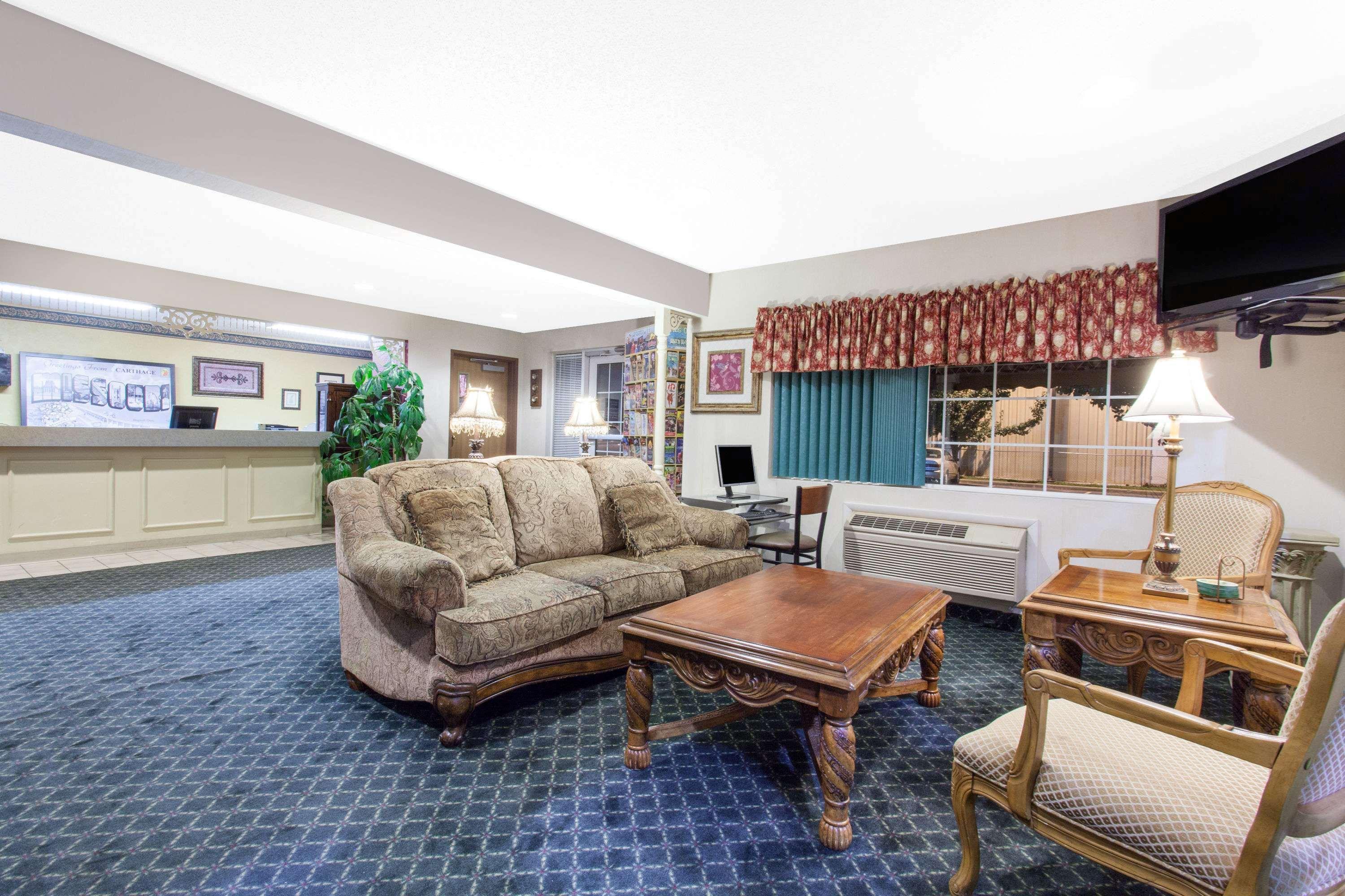 Hotel Super 8 By Wyndham Carthage Esterno foto