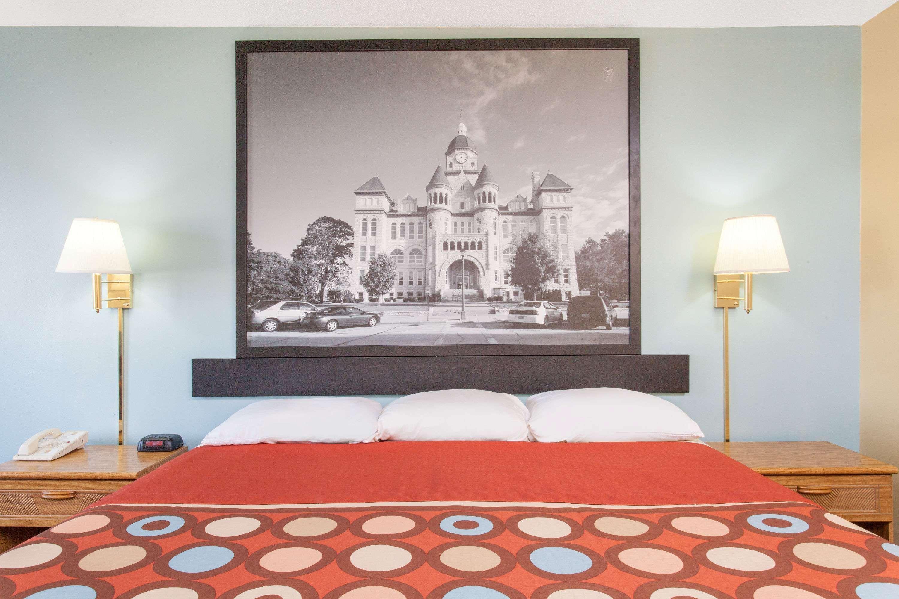 Hotel Super 8 By Wyndham Carthage Esterno foto